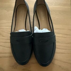 Talbots black leather Women's Loafers